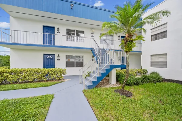 Property Slideshow image 2 of 21 | 507 normandy k, Delray Beach, FL, 33484