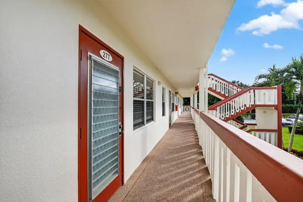 Property Slideshow image 3 of 43 | 277 brighton g, Boca Raton, FL, 33434