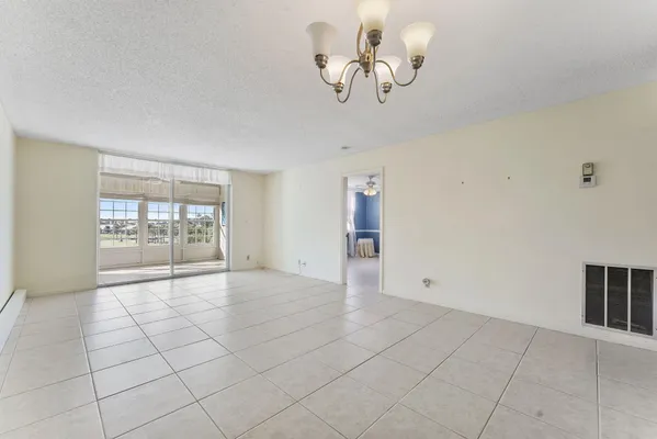 Property Slideshow image 2 of 29 | 14575 bonaire blvd apt 304, Delray Beach, FL, 33446