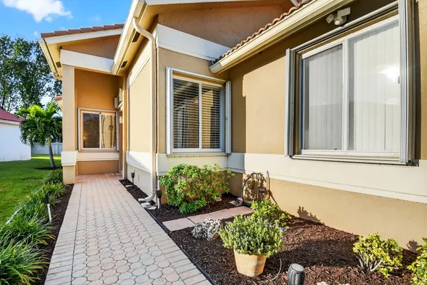 Property Slideshow image 3 of 61 | 8099 bellafiore way, Boynton Beach, FL, 33472