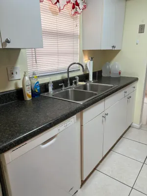 Property Slideshow image 2 of 12 | 26 golfs edge d, West Palm Beach, FL, 33417