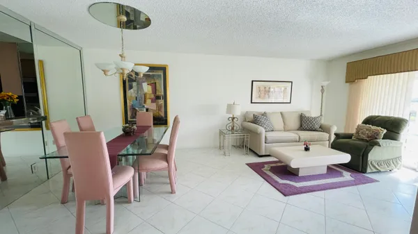 Property Slideshow image 3 of 31 | 6936 huntington ln 405, Delray Beach, FL, 33446