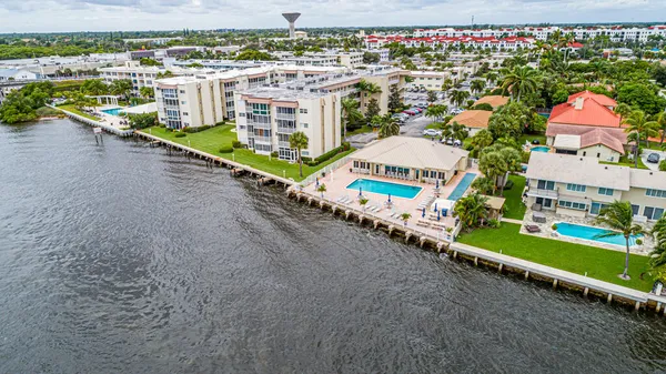 Property Slideshow image 3 of 40 | 646 snug harbor dr h301, Boynton Beach, FL, 33435