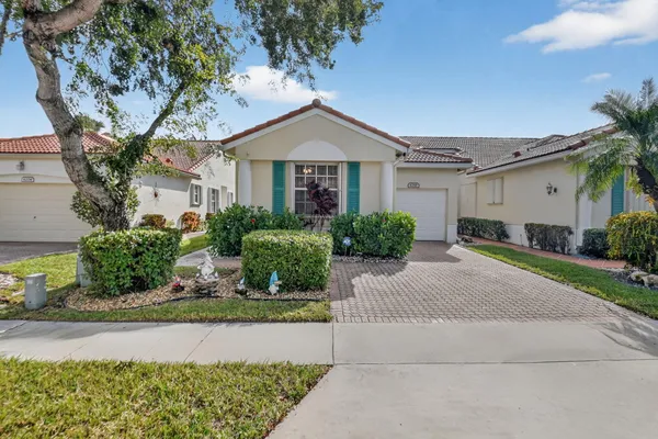 Property Slideshow image 2 of 53 | 6210 heliconia rd, Delray Beach, FL, 33484