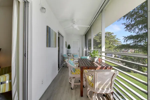 Property Slideshow image 3 of 21 | 2721 garden dr 309, Lake Worth, FL, 33461