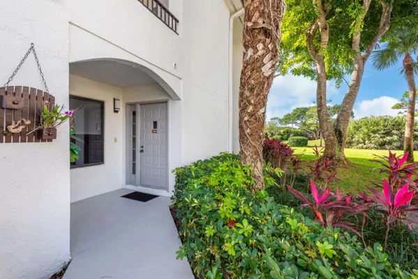Property Slideshow image 2 of 68 | 15822 loch maree ln apt 3203, Delray Beach, FL, 33446