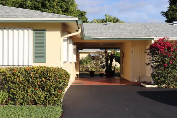 Property Slideshow image 3 of 20 | 201 cardinal ln, Delray Beach, FL, 33445