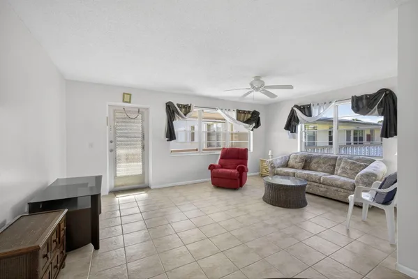 Property Slideshow image 3 of 37 | 319 windsor, West Palm Beach, FL, 33417
