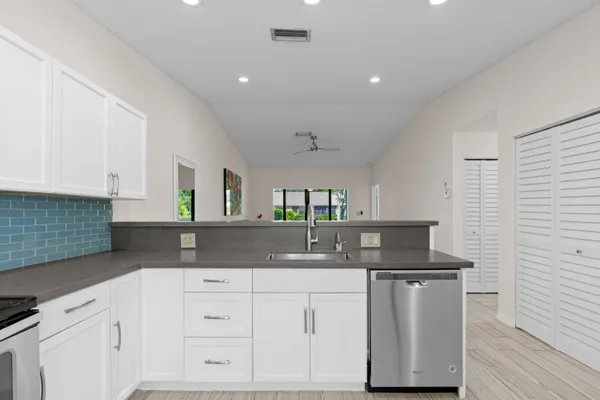 Property Slideshow image 3 of 25 | 18821 argosy dr # 18821, Boca Raton, FL, 33496