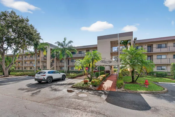 Property Slideshow image 2 of 55 | 15324 lakes of delray blvd apt 107, Delray Beach, FL, 33484