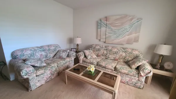 Property Slideshow image 3 of 8 | 510 sw south river dr 204, Stuart, FL, 34997