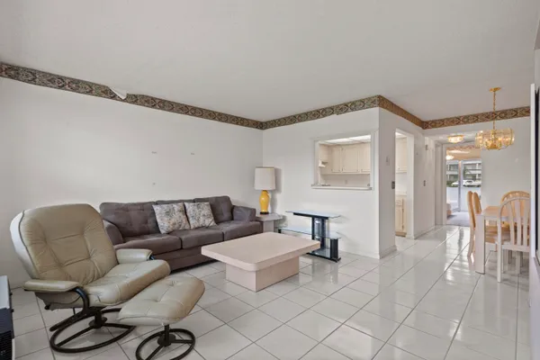 Property Slideshow image 2 of 19 | 270 farnham l # 270, Deerfield Beach, FL, 33442