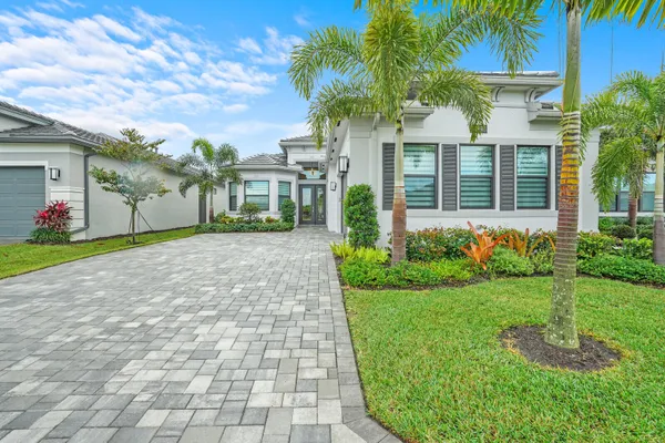 Property Slideshow image 2 of 56 | 9802 turning bluff ln, Boynton Beach, FL, 33473