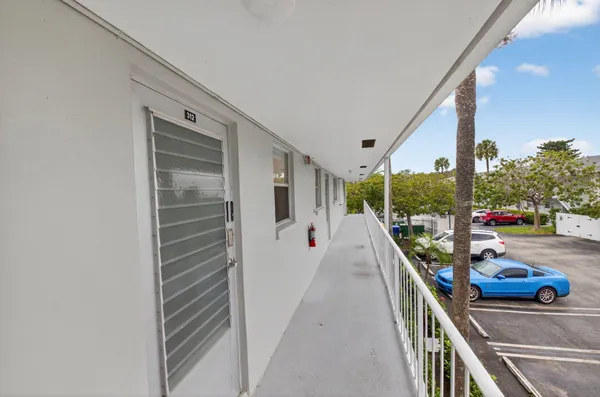 Property Slideshow image 3 of 45 | 2340 sw 22nd ave apt 312, Delray Beach, FL, 33445