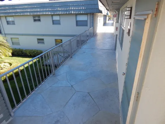 Property Slideshow image 3 of 17 | 231 flanders e unit e, Delray Beach, FL, 33484