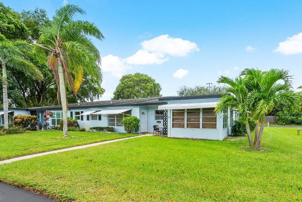 Property Slideshow image 2 of 41 | 510 high point dr c, Delray Beach, FL, 33445