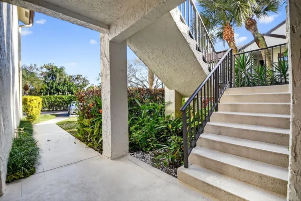 Property Slideshow image 3 of 57 | 3227 perimeter dr, Greenacres, FL, 33467