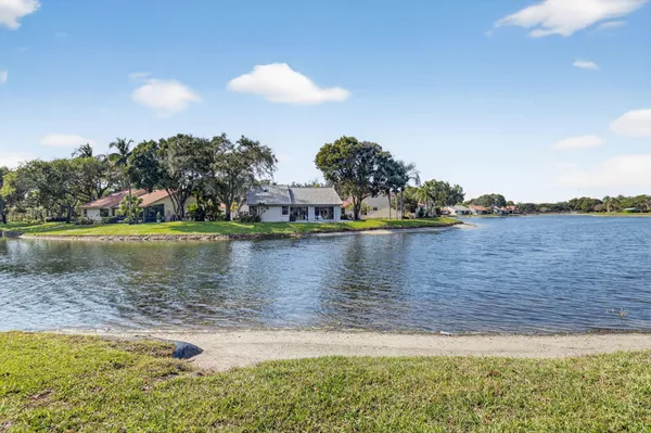 Property Slideshow image 2 of 44 | 4560 catamaran cir, Boynton Beach, FL, 33436