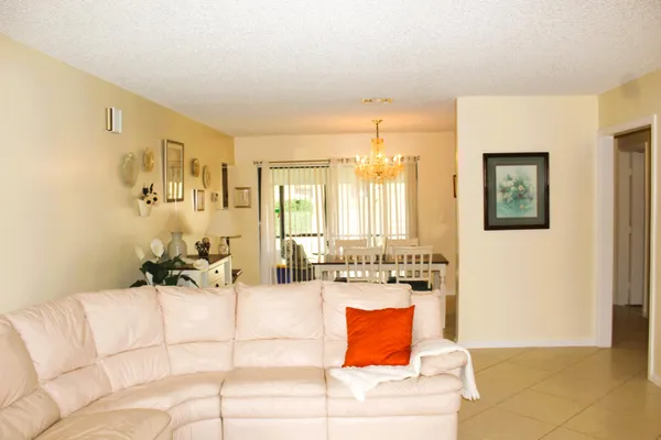 Property Slideshow image 2 of 12 | 9825 bischofia tree way b, Boynton Beach, FL, 33436