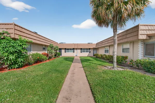 Property Slideshow image 2 of 61 | 316 seville, Delray Beach, FL, 33446