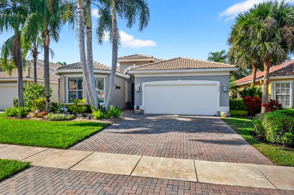 Property Slideshow image 3 of 58 | 7909 seagrape shores dr, Lake Worth, FL, 33467