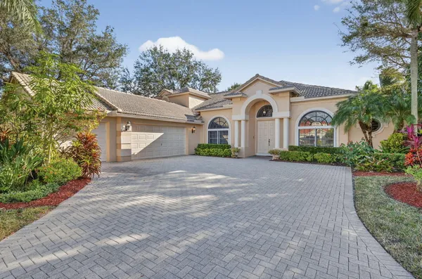 Property Slideshow image 2 of 58 | 7405 brunswick cir, Boynton Beach, FL, 33472