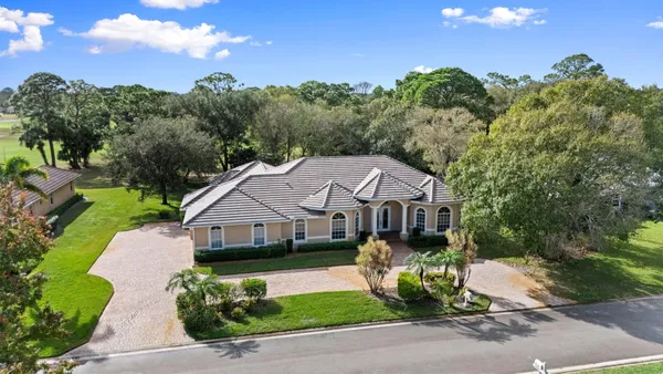 Property Slideshow image 2 of 32 | 9523 shadow ln, Fort Pierce, FL, 34951