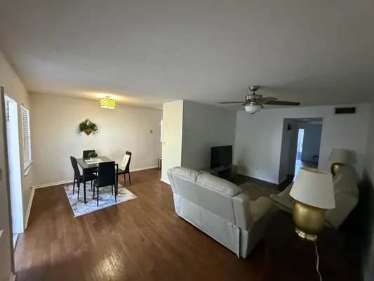 Property Slideshow image 2 of 6 | 1225 nw 21st st 1103, Stuart, FL, 34994