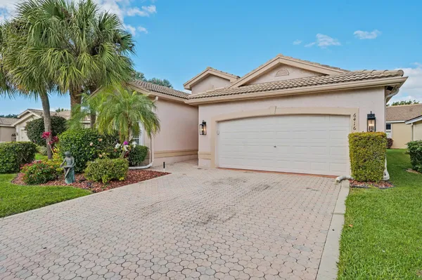 Property Slideshow image 2 of 37 | 6416 punta rosa dr, Delray Beach, FL, 33446