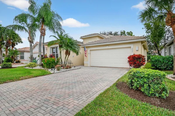 Property Slideshow image 2 of 62 | 9852 tallyrand dr, Lake Worth, FL, 33467