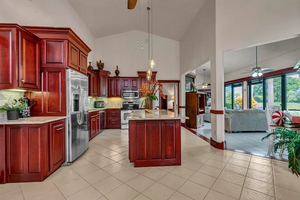 Property Slideshow image 3 of 85 | 8142 mimosa pl, Boynton Beach, FL, 33472