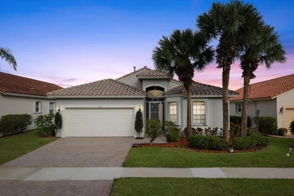 Property Slideshow image 2 of 69 | 334 nw springview loop, Port Saint Lucie, FL, 34986