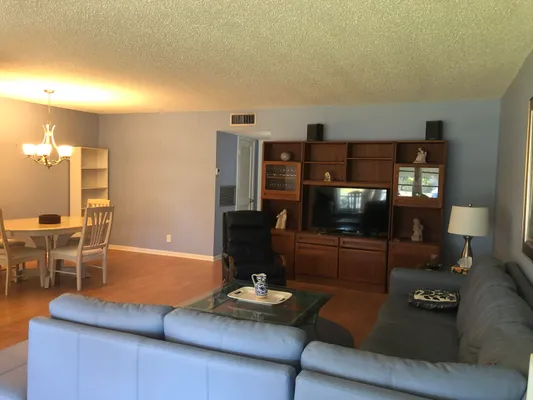 Property Slideshow image 3 of 10 | 912 south dr c, Delray Beach, FL, 33445