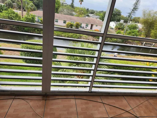 Property Slideshow image 2 of 13 | 2606 garden dr s apt 304, Lake Worth Beach, FL, 33461