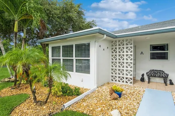 Property Slideshow image 2 of 26 | 1230 south drive way a, Delray Beach, FL, 33445