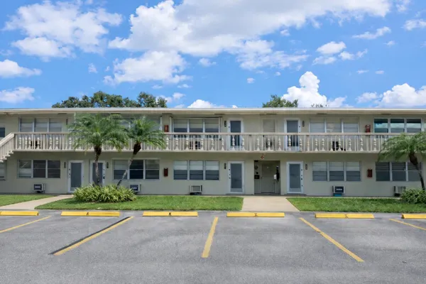 Property Slideshow image 2 of 8 | 155 sussex h h, West Palm Beach, FL, 33417