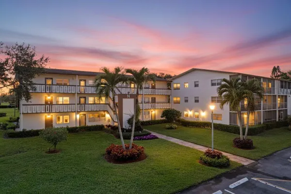 Property Slideshow image 2 of 43 | 581 mansfield n # n, Boca Raton, FL, 33434