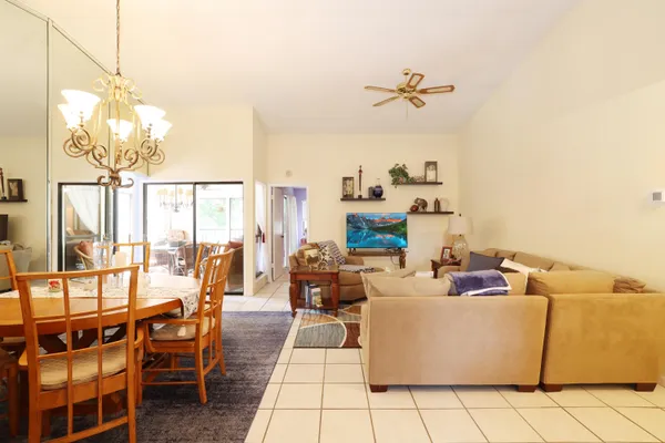 Property Slideshow image 3 of 16 | 3358 perimeter dr # 3358, Greenacres, FL, 33467