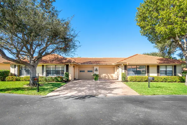 Property Slideshow image 2 of 46 | 9955 cherry tree ter b, Boynton Beach, FL, 33436