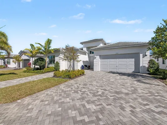 Property Slideshow image 3 of 56 | 12433 sw crystal cove dr, Port Saint Lucie, FL, 34987