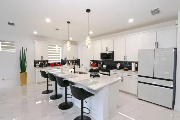 Property Slideshow image 3 of 39 | 13435 sw vermillion cir, Port Saint Lucie, FL, 34987