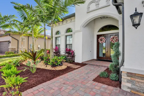 Property Slideshow image 3 of 105 | 7680 cavern ln, Parkland, FL, 33067