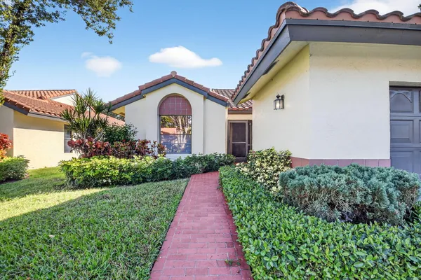 Property Slideshow image 3 of 65 | 10092 andrea ln a, Boynton Beach, FL, 33437