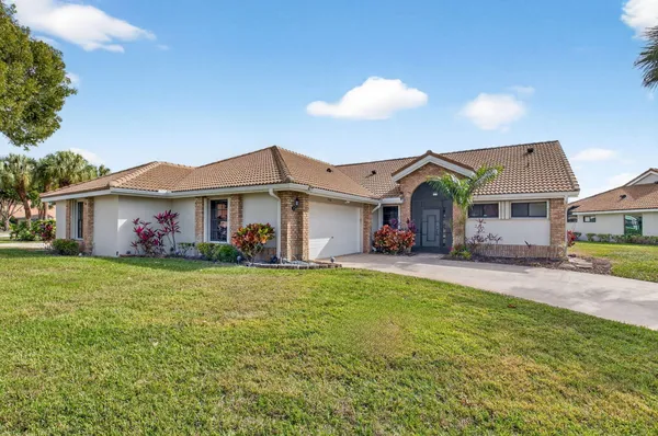 Property Slideshow image 2 of 58 | 7400 hearth stone ave, Boynton Beach, FL, 33472