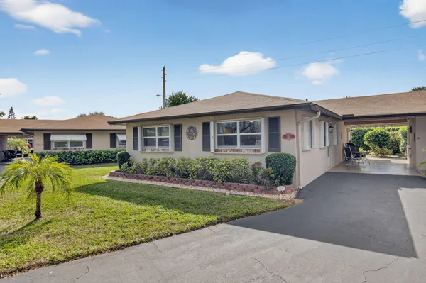 Property Slideshow image 2 of 71 | 149 mockingbird ln # 149, Delray Beach, FL, 33445