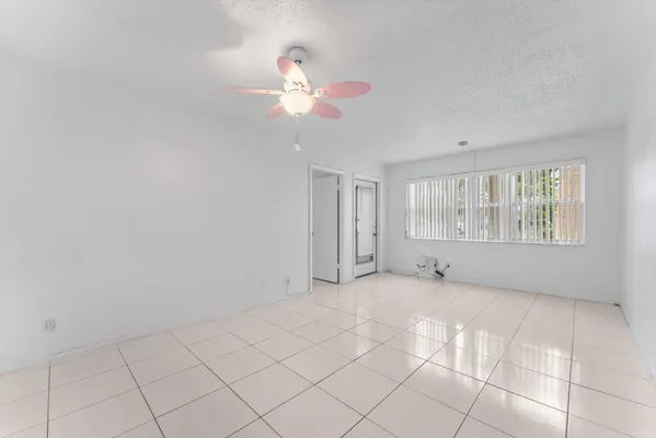Property Slideshow image 3 of 27 | 117 lake dora dr, West Palm Beach, FL, 33411