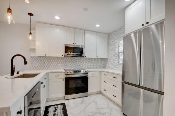 Property Slideshow image 2 of 11 | 12007 poinciana blvd 108, Royal Palm Beach, FL, 33411