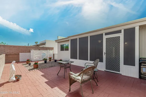 Property Slideshow image 3 of 25 | 374 n calle del chancero, Green Valley, AZ, 85614