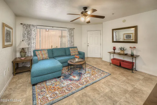 Property Slideshow image 3 of 15 | 1598 n paseo la tinaja, Green Valley, AZ, 85614