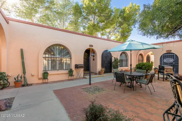 Property Slideshow image 3 of 26 | 175 w calle del ano, Green Valley, AZ, 85614
